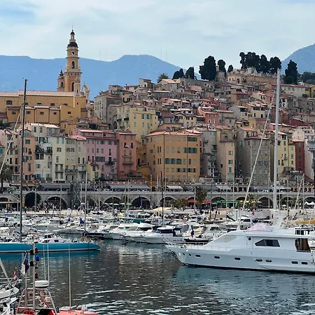 Le Pamela Face A La * Mentone